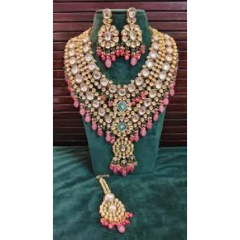 bridal-necklace3[1]-1937741-65875.webp